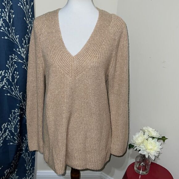 Lucky Brand V-Neck Pullover Sweater Tan Knit Neutral Chunky Long sz M Medium - Picture 1 of 8